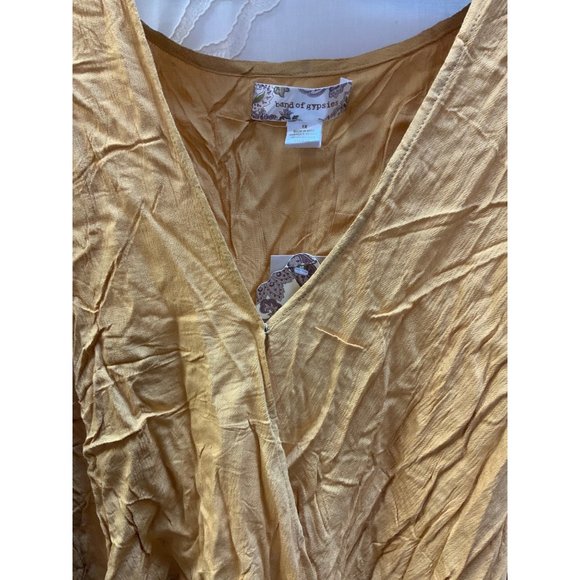 NWOT band of gypsies Yellow Long Sleeve tags removed for laundering Never worn - Picture 5 of 9